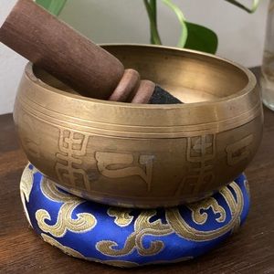 Hand made brass tibetan singing bowl